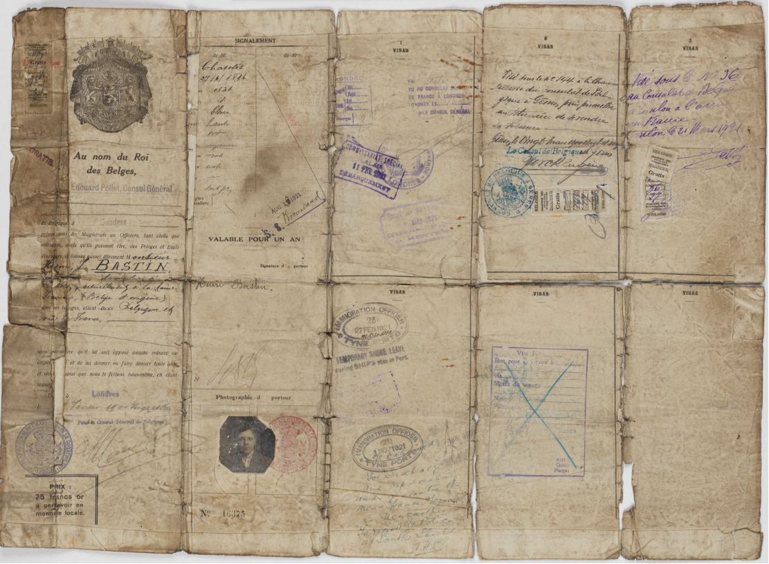一张收藏在澳大利亚国家档案馆的比利时护照，A435 1944 / 4 / 2579
